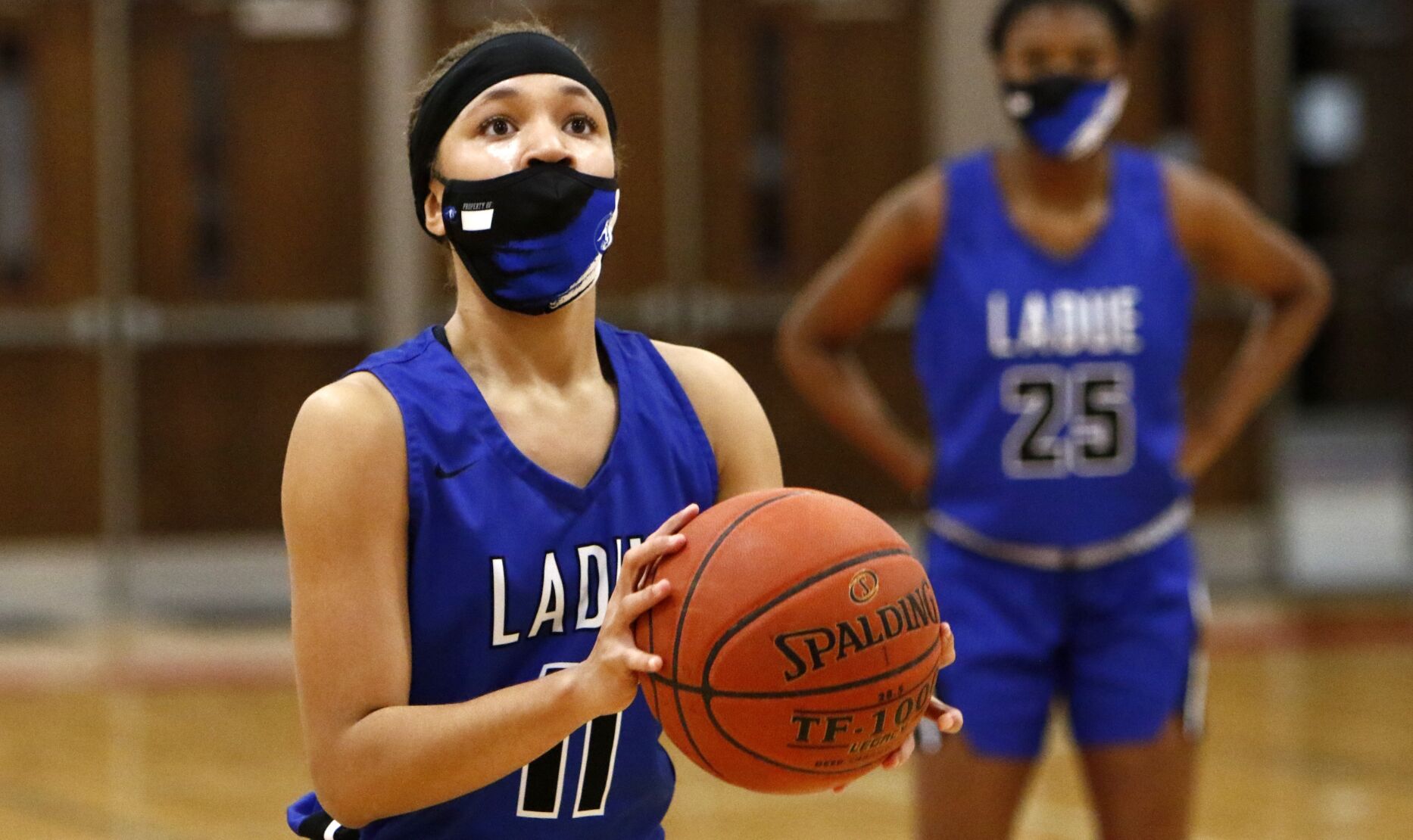 Ladue 44, Parkway Central 35